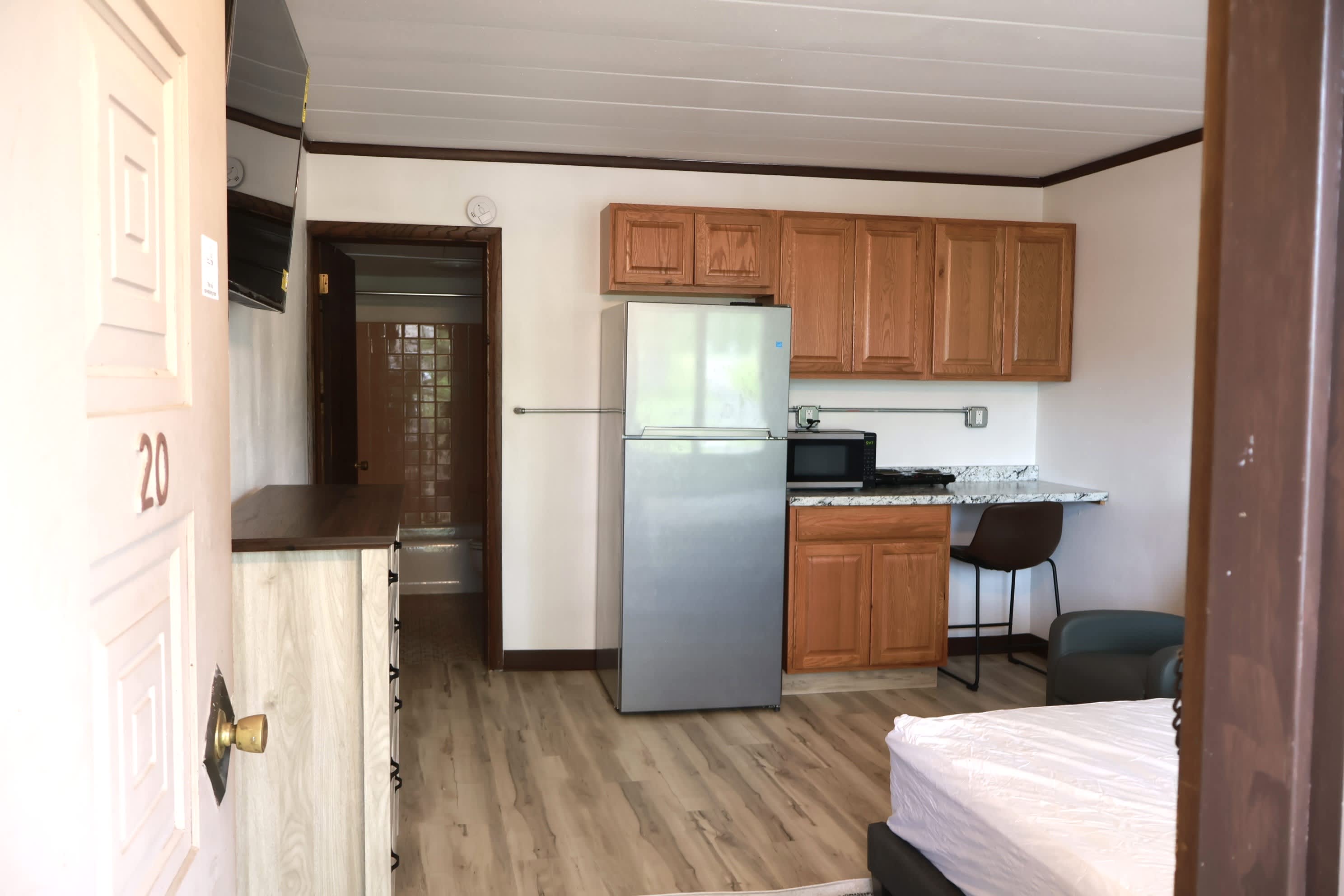 413 South Main Street – photo 3