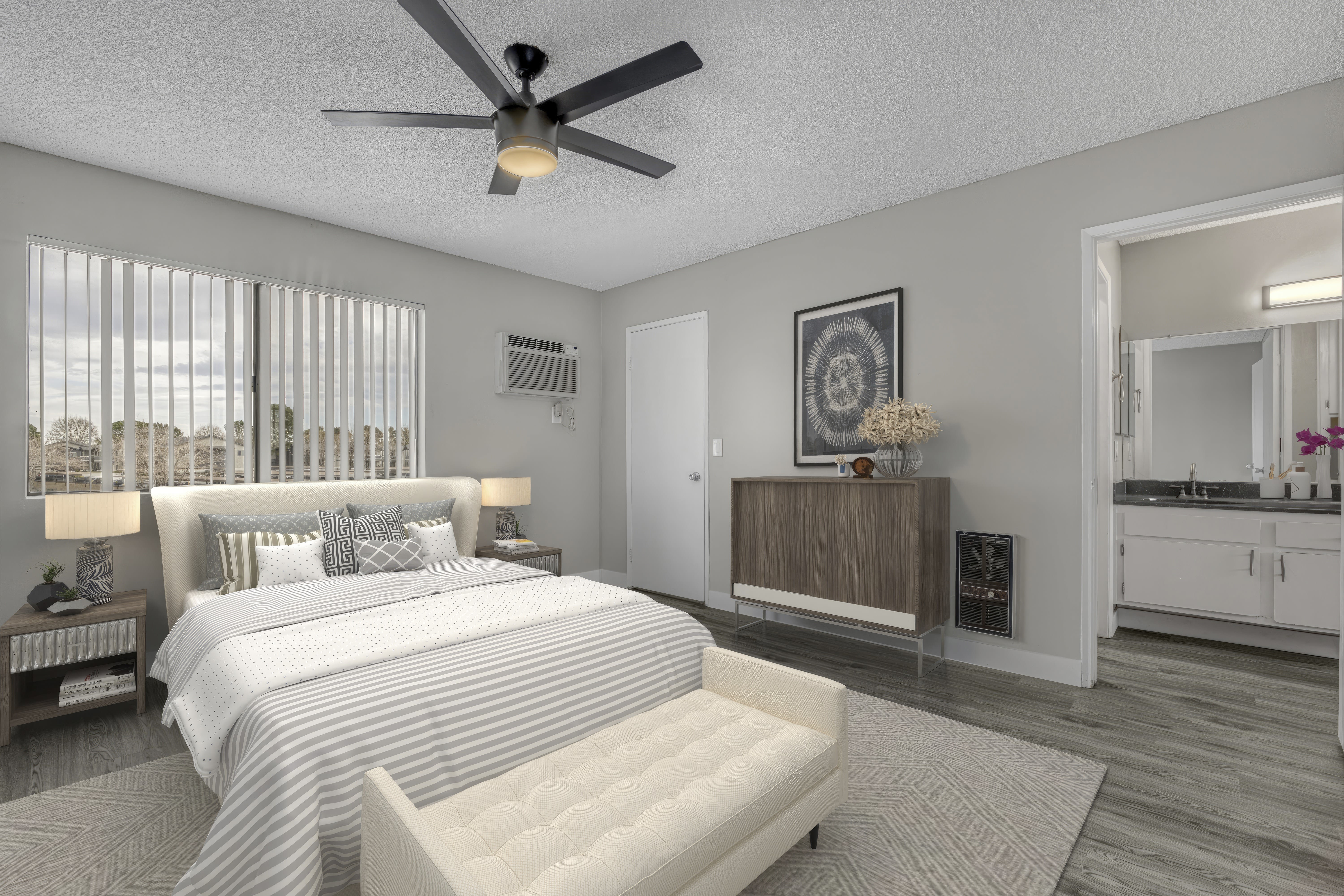 Racquet Club Apartments – photo 3