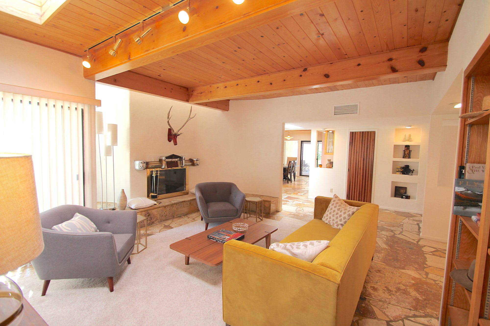 1801 Notre Dame DR NE – photo 3