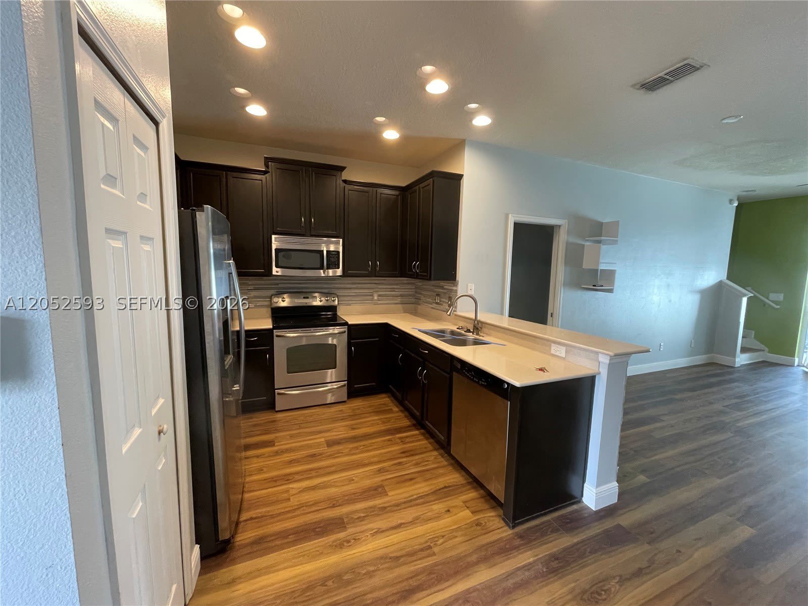 9038 Shepton Street – photo 4