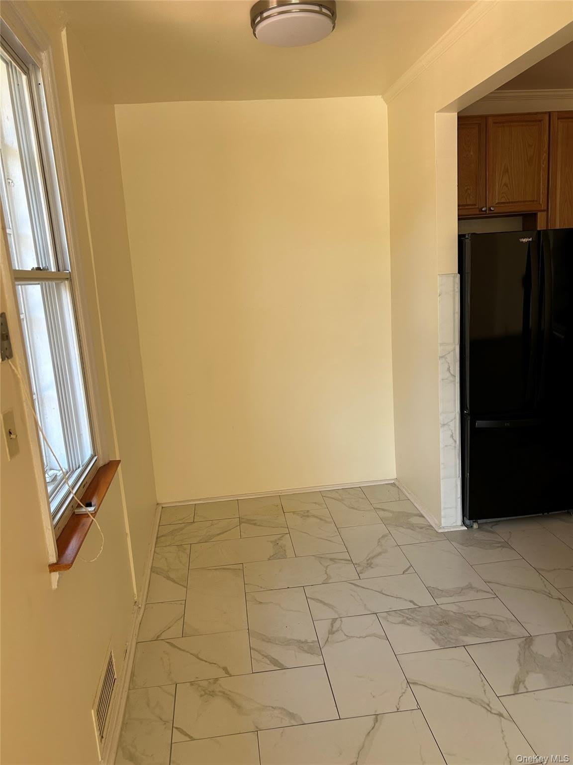 1585 New York Ave – photo 3