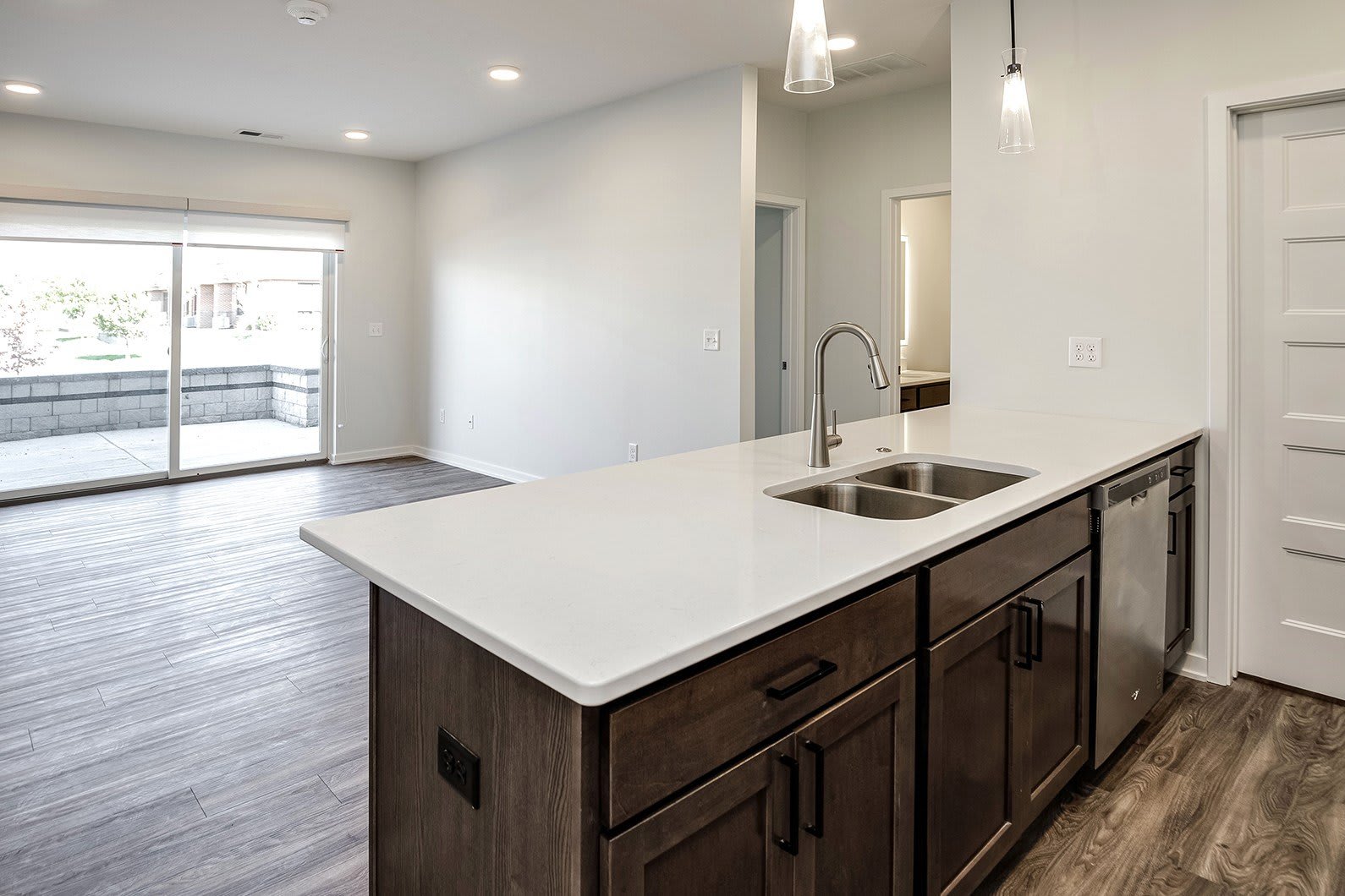 148th Place Apartments – photo 4