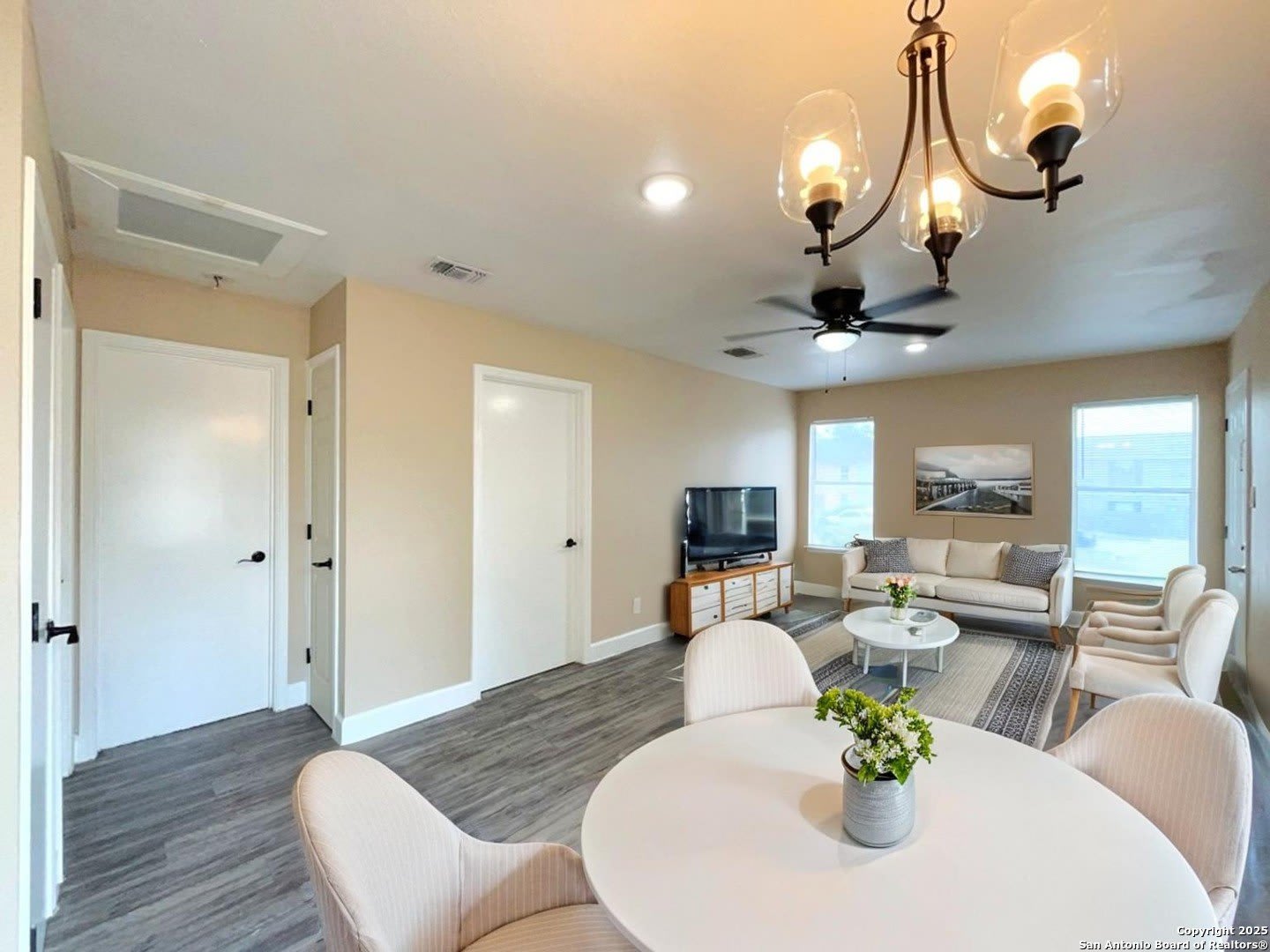 7571 Windsor Oaks – photo 3