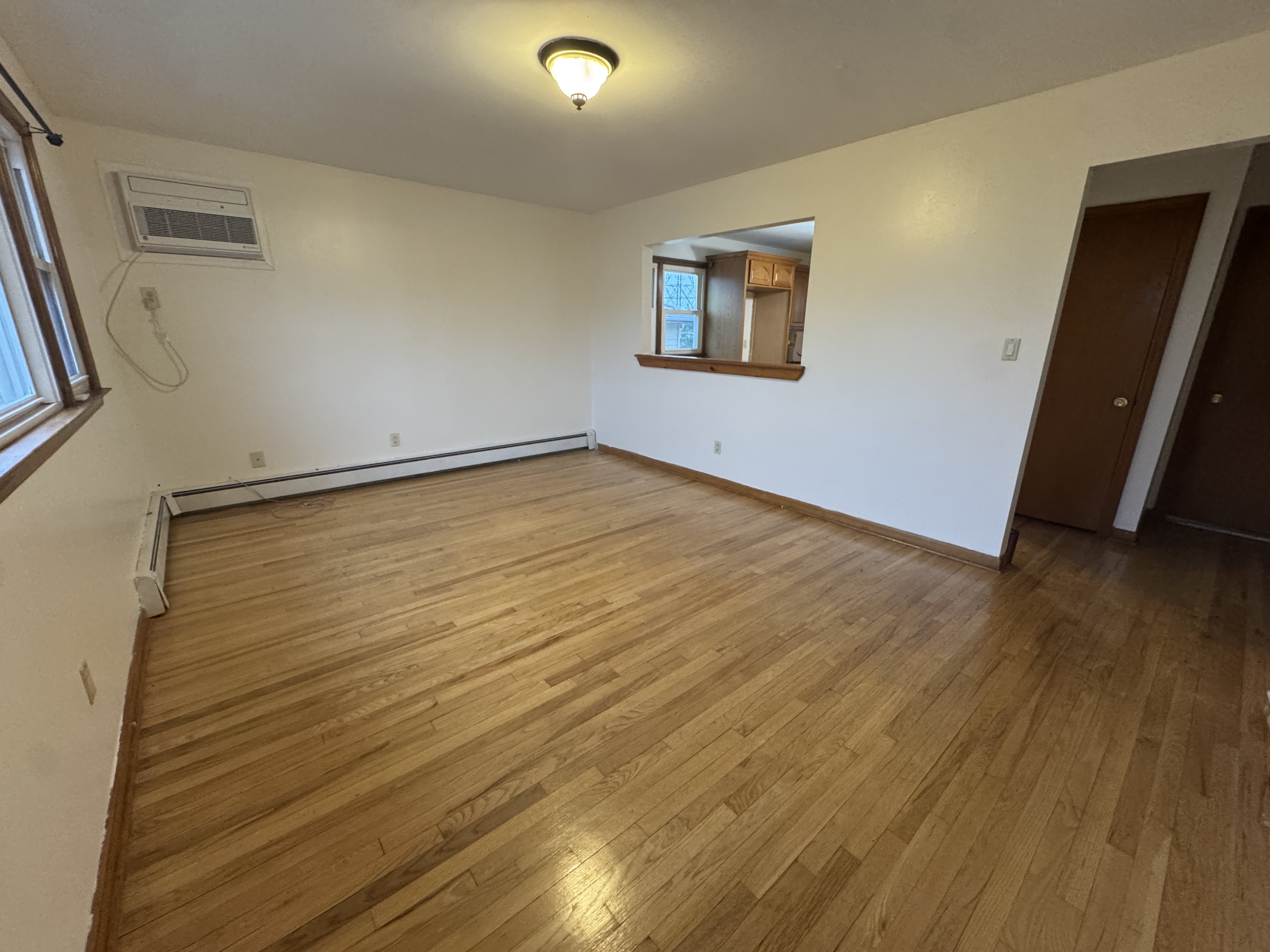 190 Baltimore Avenue – photo 3