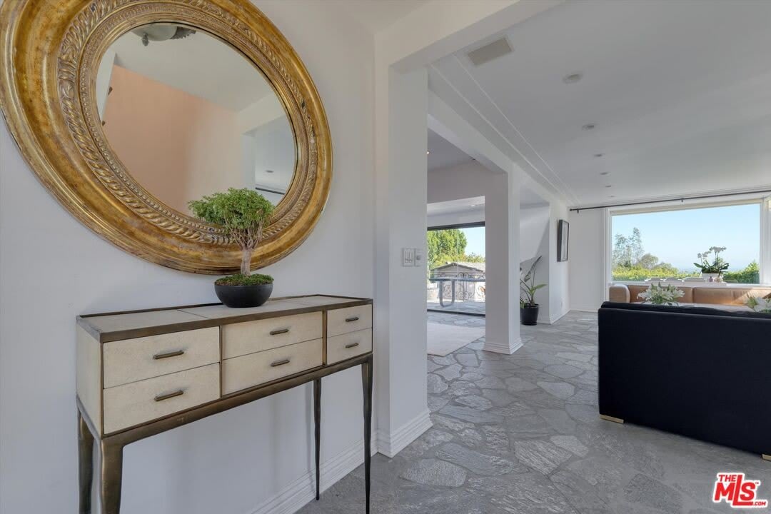 1300 Summitridge Dr – photo 3