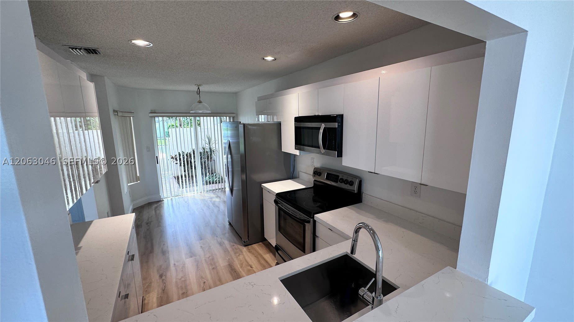 9781 NW 45 Ln – photo 2