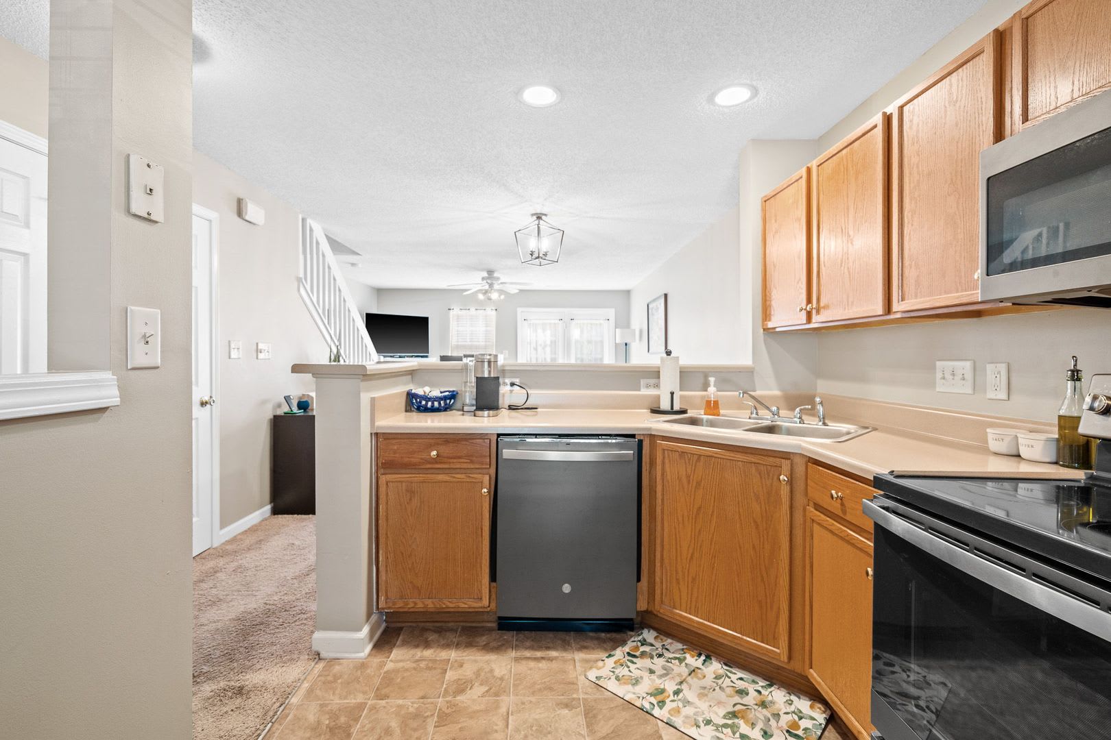 Live in Popular Ridge Creek! – photo 3