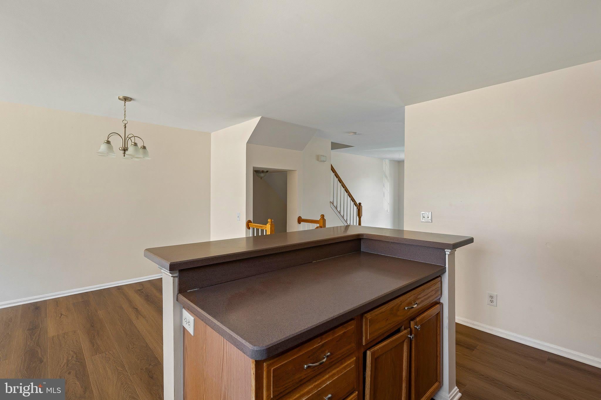 22 CRENSHAW Court – photo 4