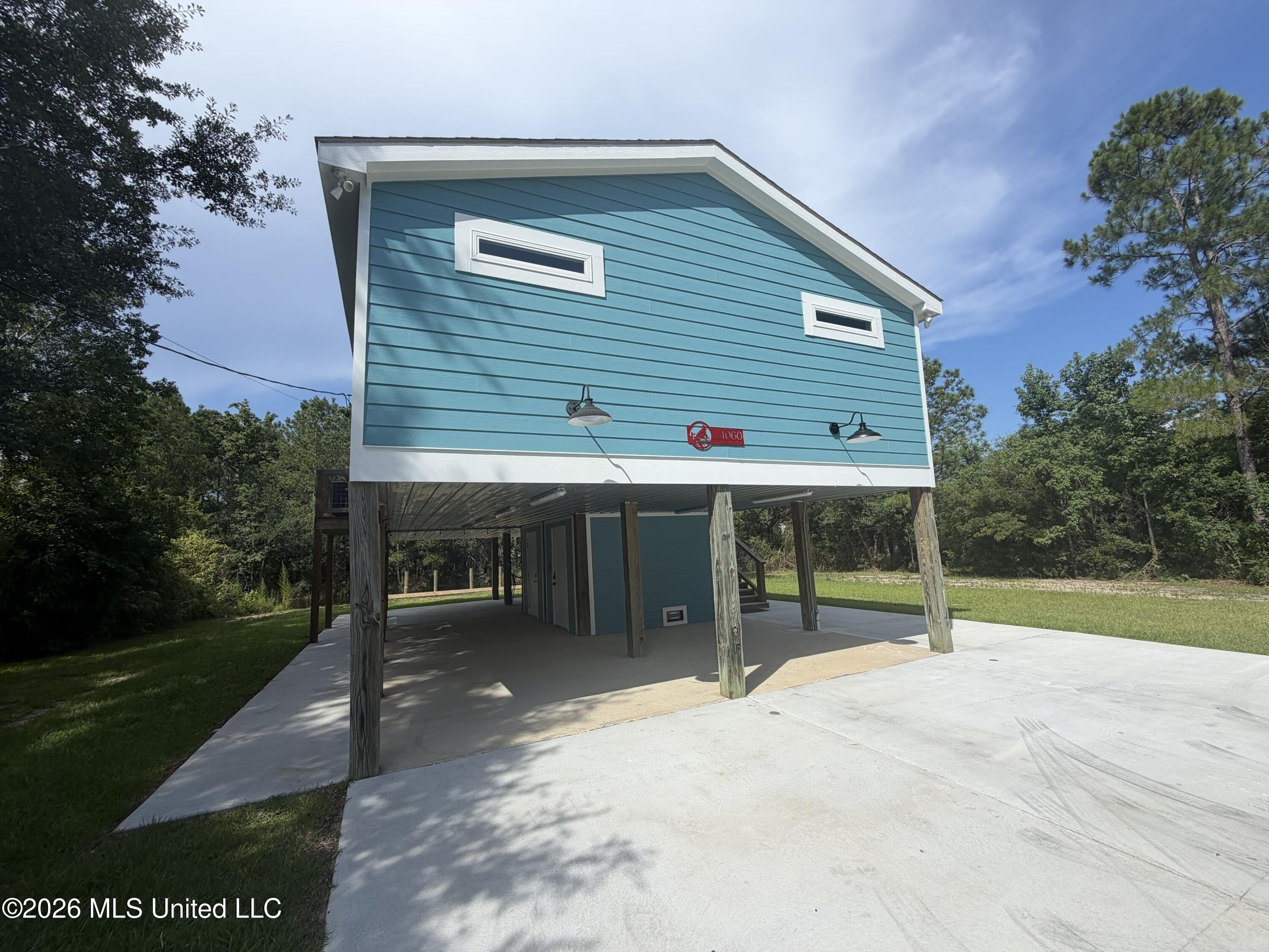 4060 Cardinal Street – photo 2