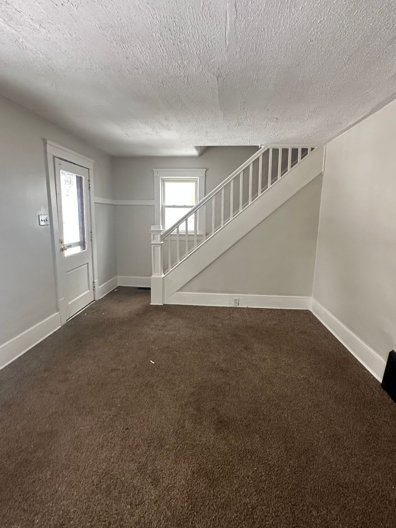 3bd Single Family Akron Cash Pay – photo 5
