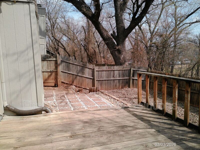 1406 Mary Lee Ln – photo 5