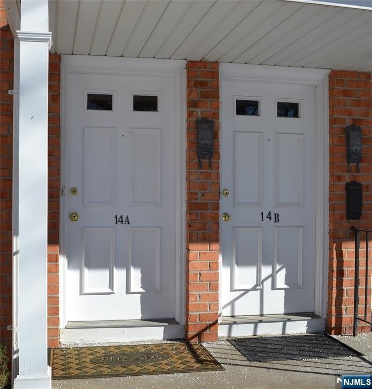 110 Midland Avenue – photo 2