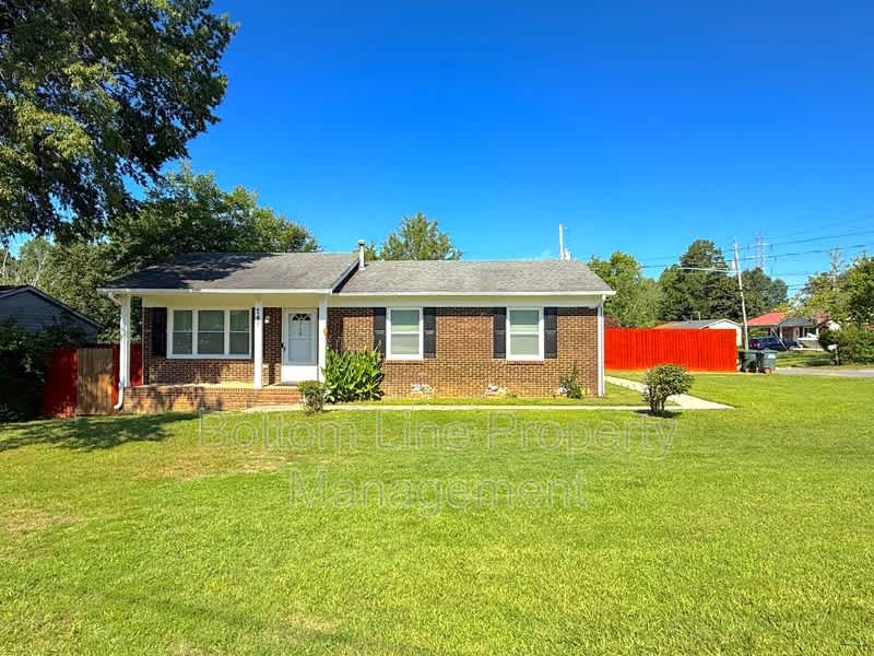 749 Shannon Bradley Rd – photo 2