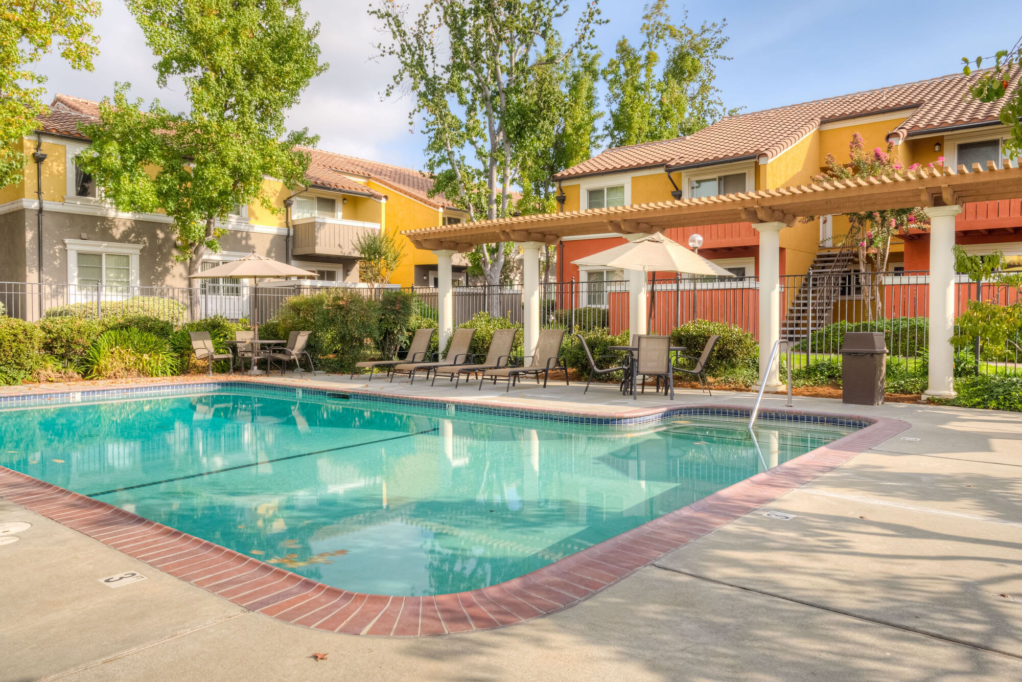 Peppertree Apartments – photo 5