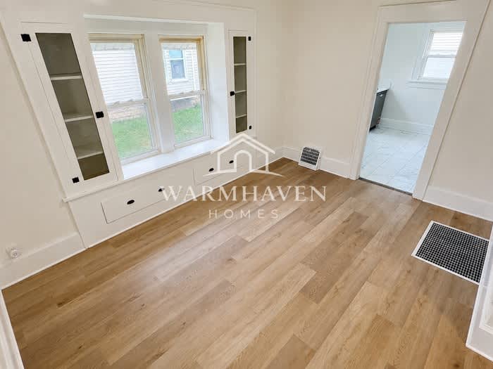 2137 12th Street Southwest – photo 5