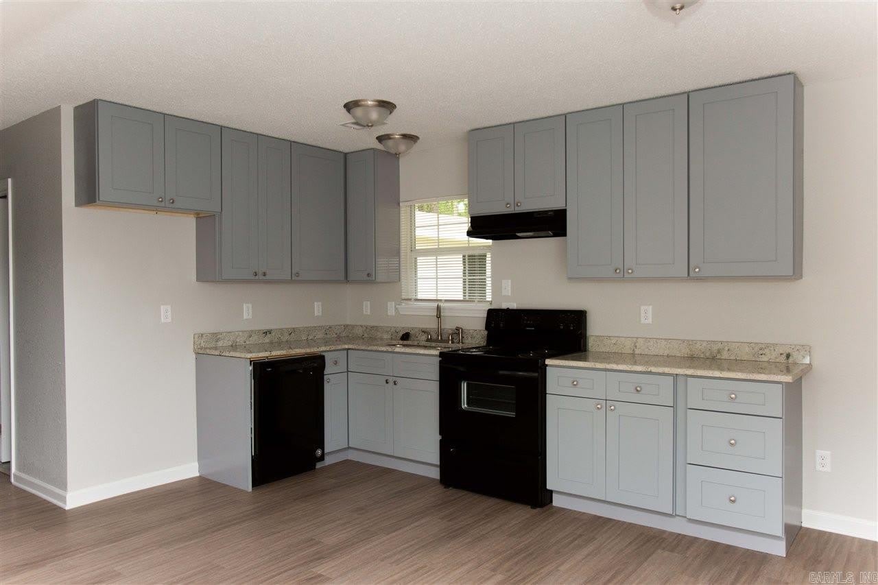 6724 Carolina Drive – photo 5