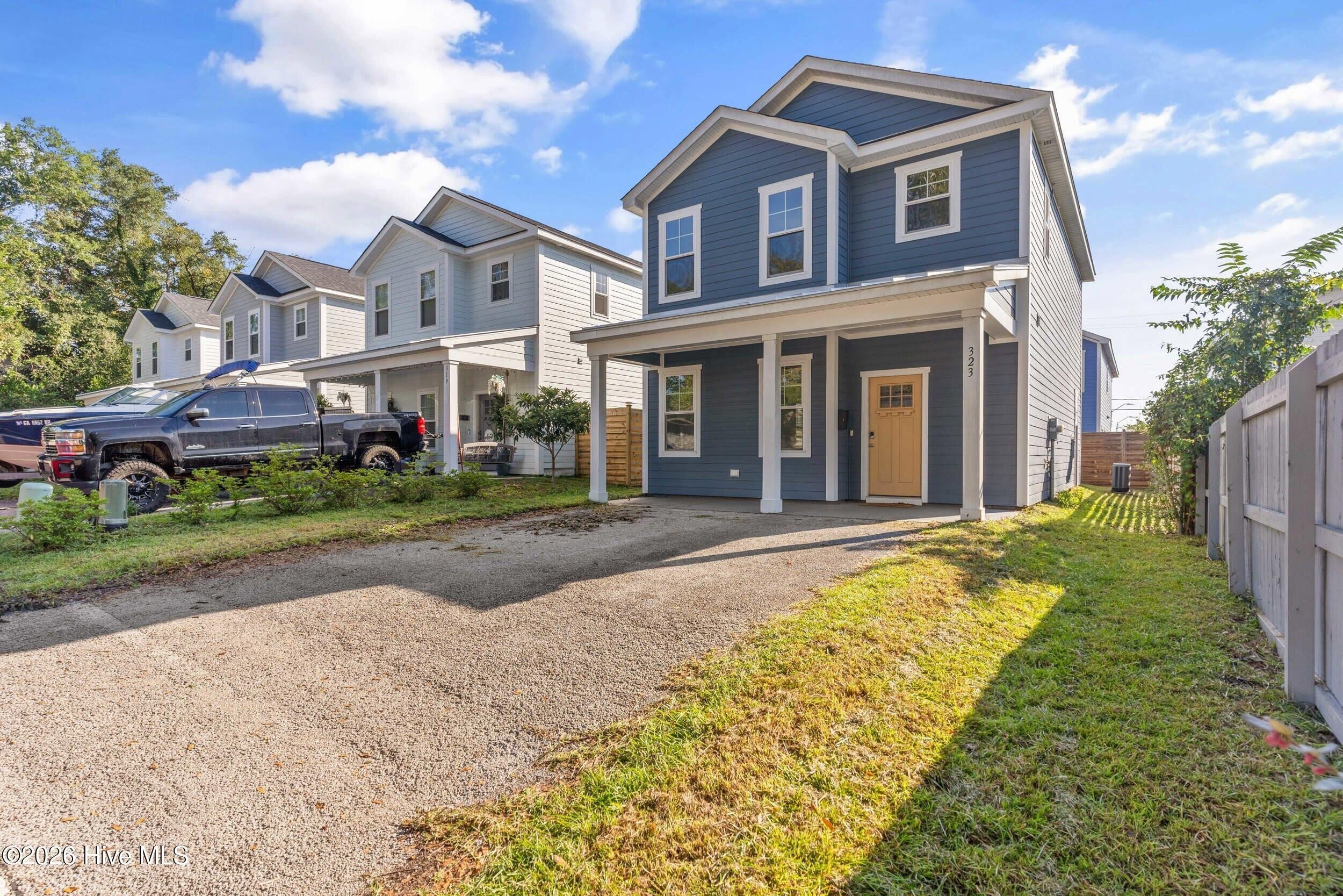 323 Wilson Street – photo 2