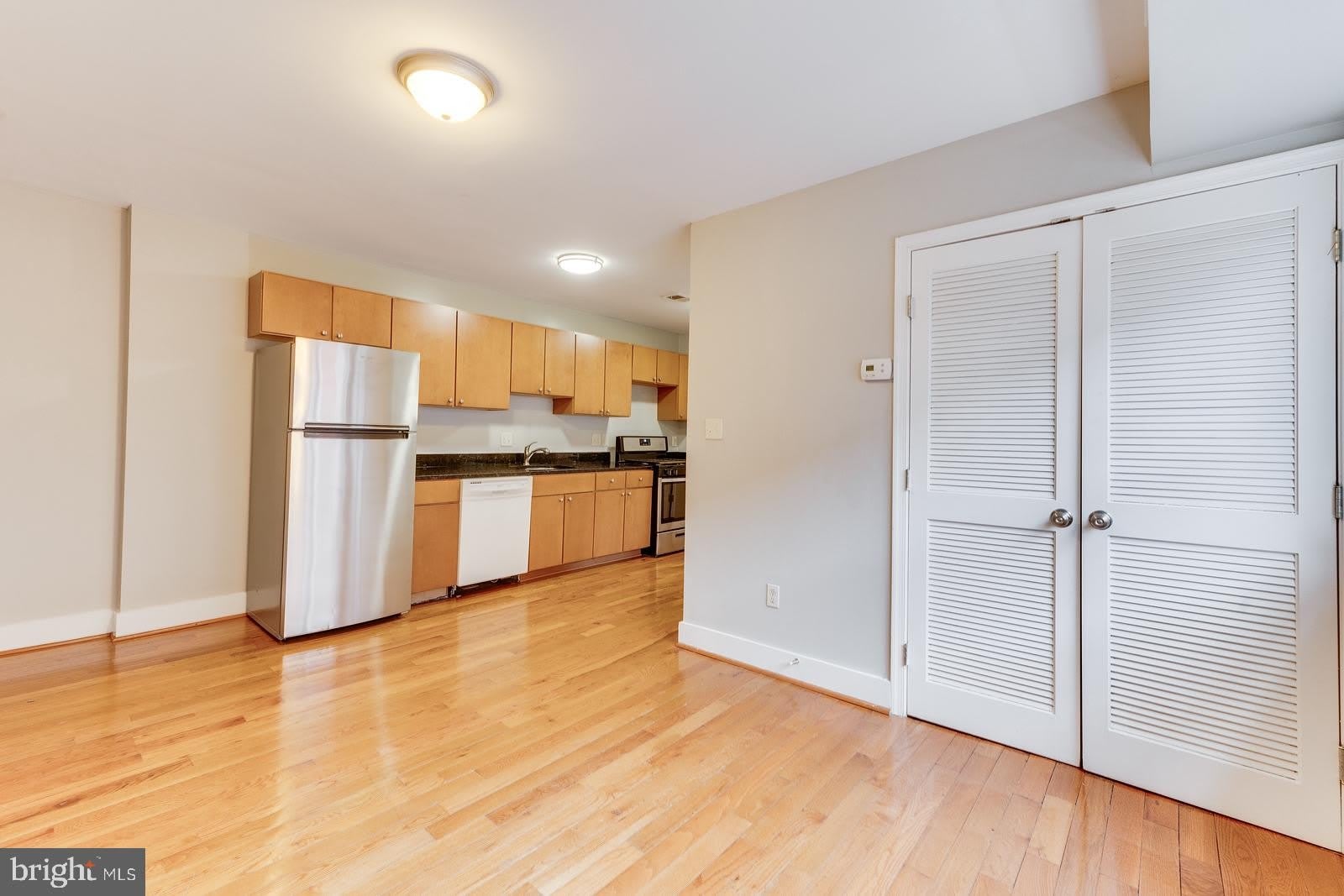 61 FORRESTER Street SW – photo 5