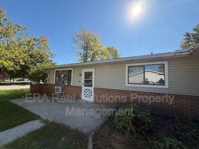 91 Georgetown Drive – photo 2