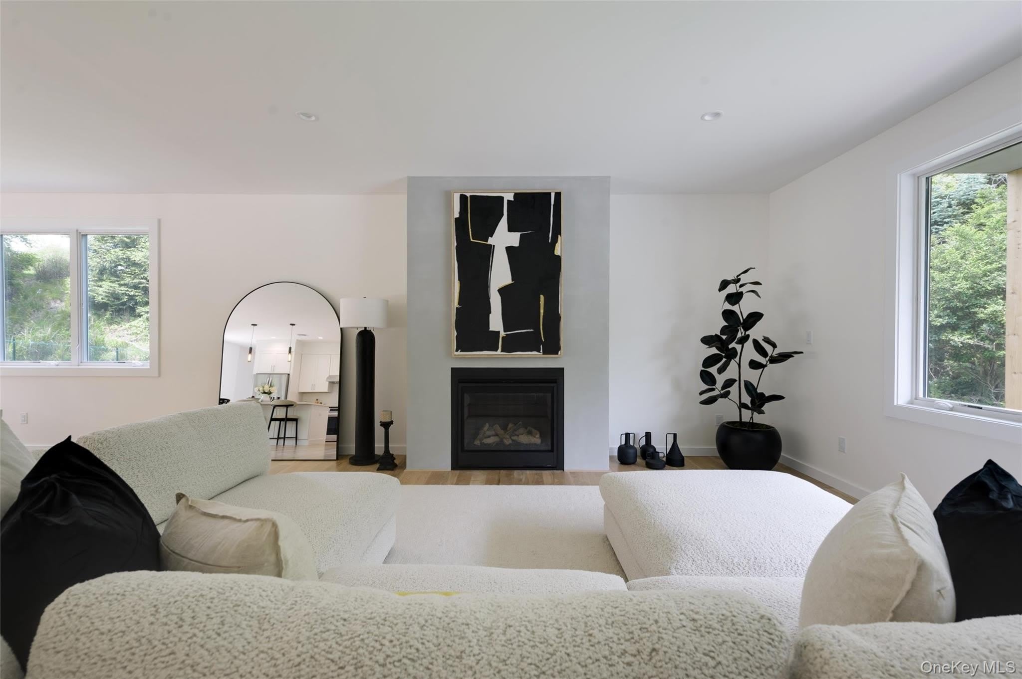 57 Newtown Road – photo 3