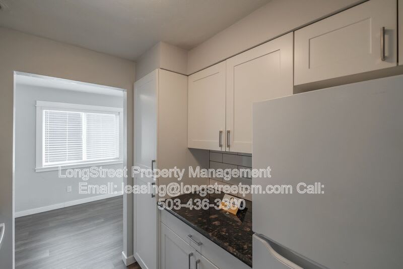 205 6th Ave SE – photo 3