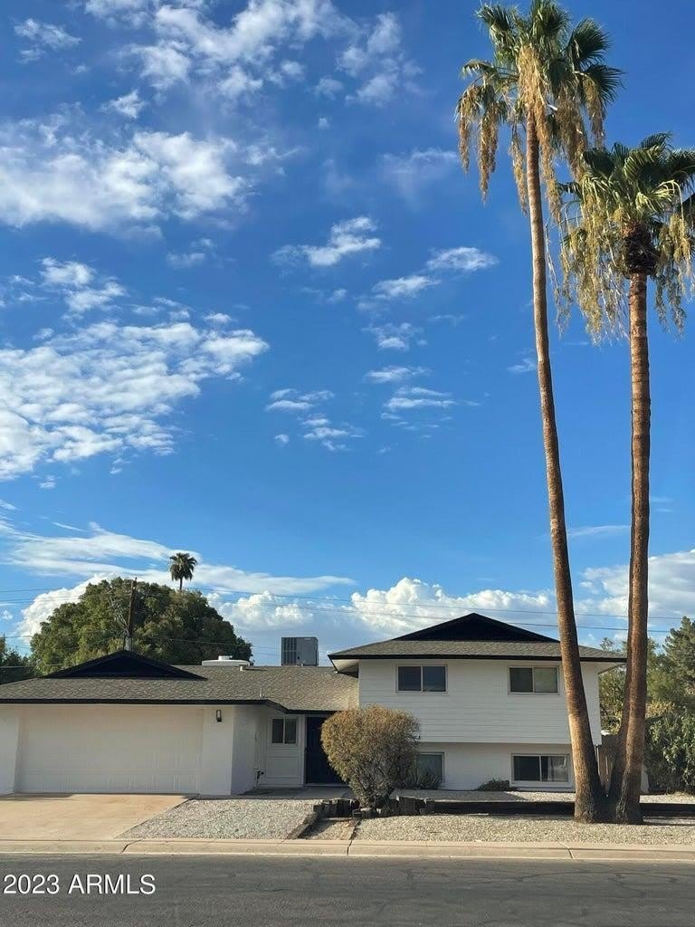 1600 E Laguna – photo 2