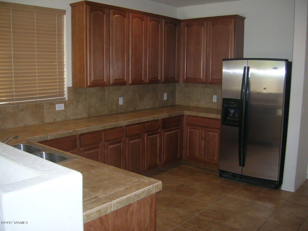 9008 N Roebling Drive W – photo 5