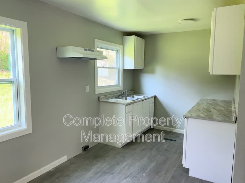 2432 Ishkooda Road Southwest – photo 4