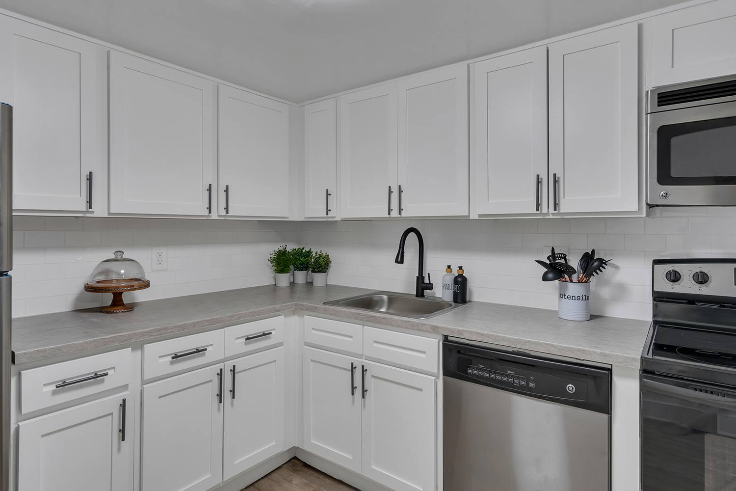 Townhomes at Gateway – photo 2