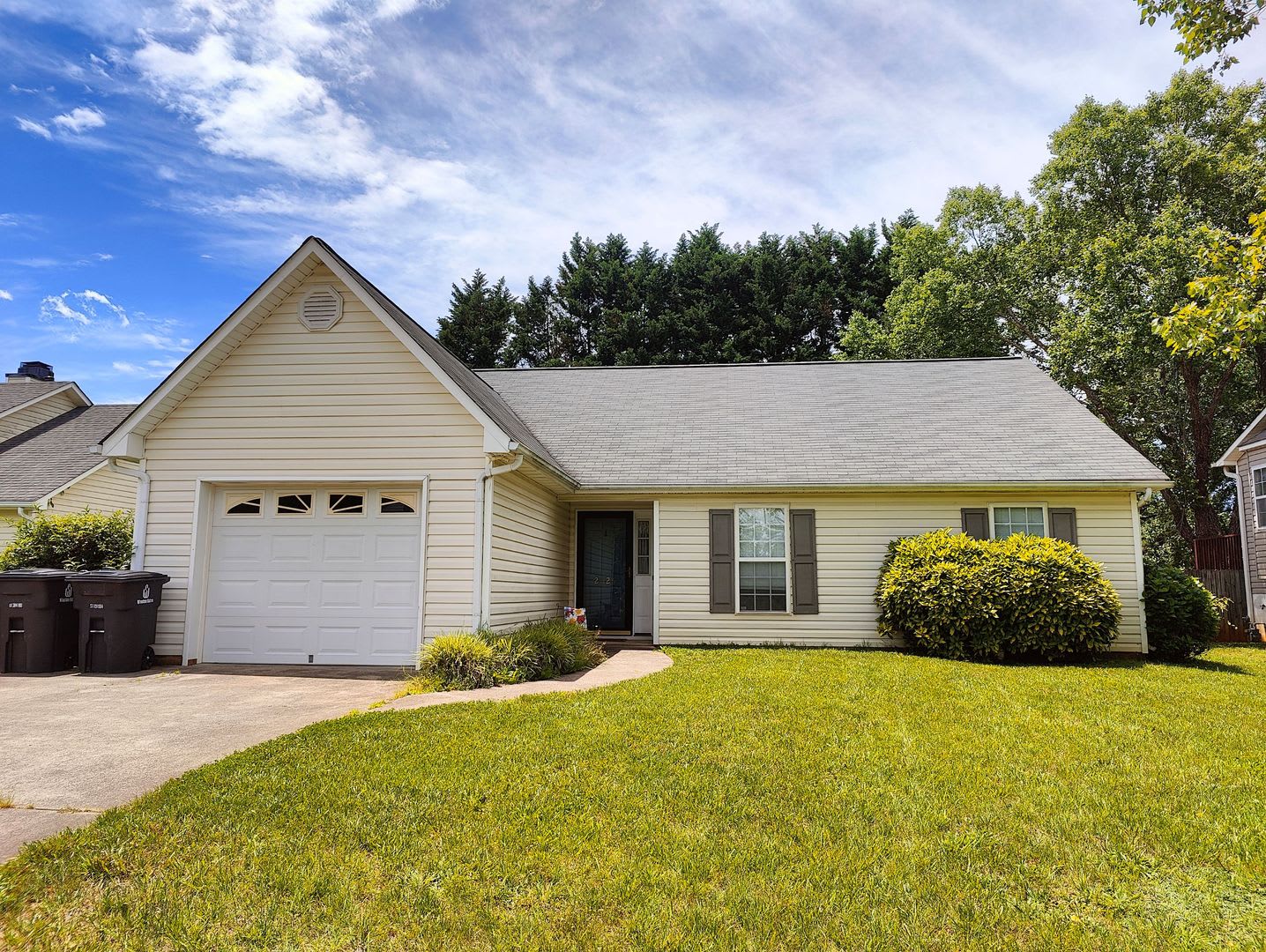 2025 Ardmore Village Lane – photo 1