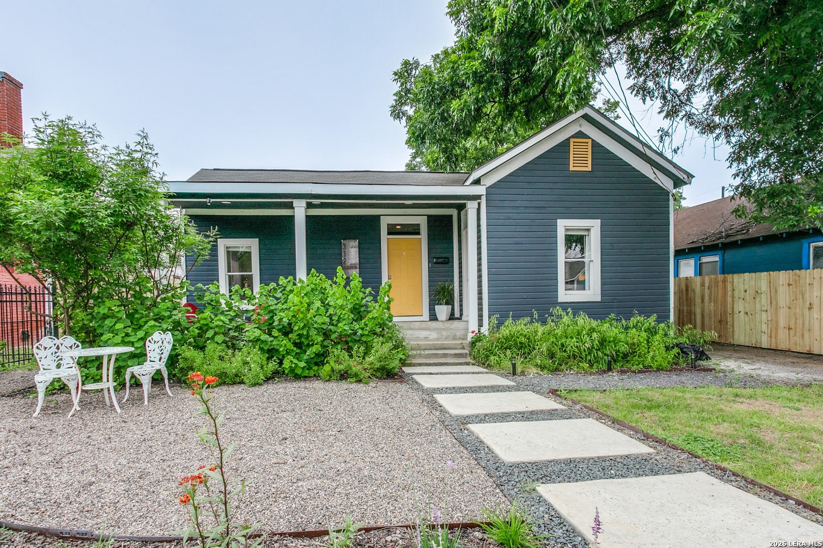312 Burleson – photo 3
