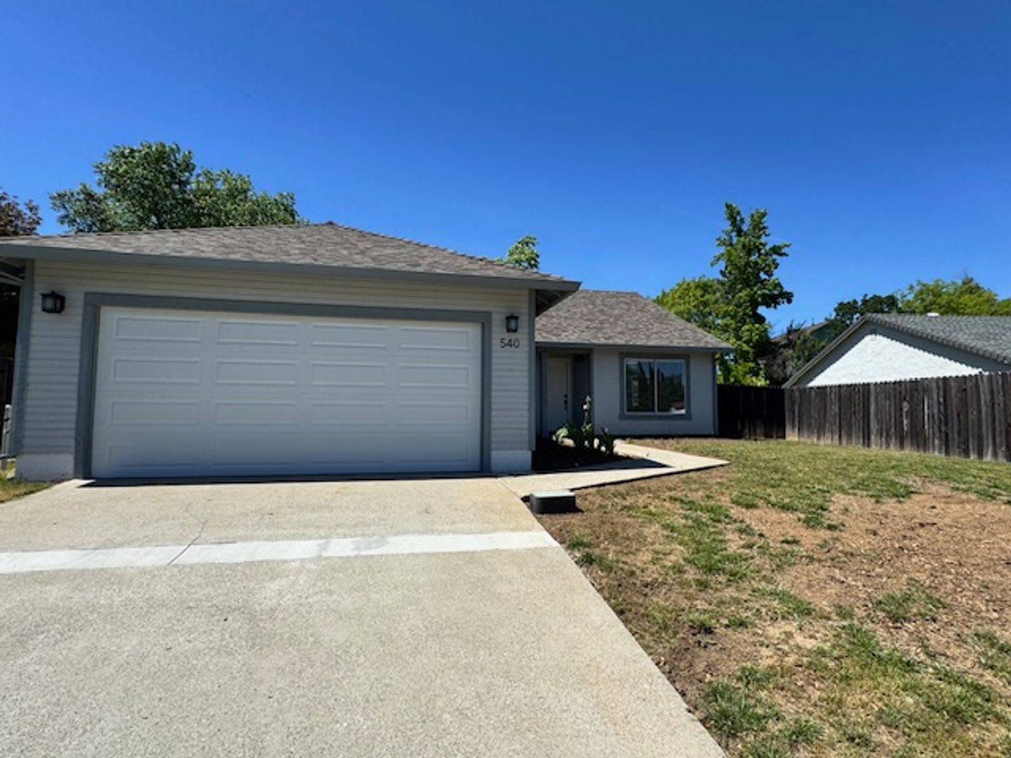 North Hilltop 3 Bedroom Home with RV parking! – photo 2