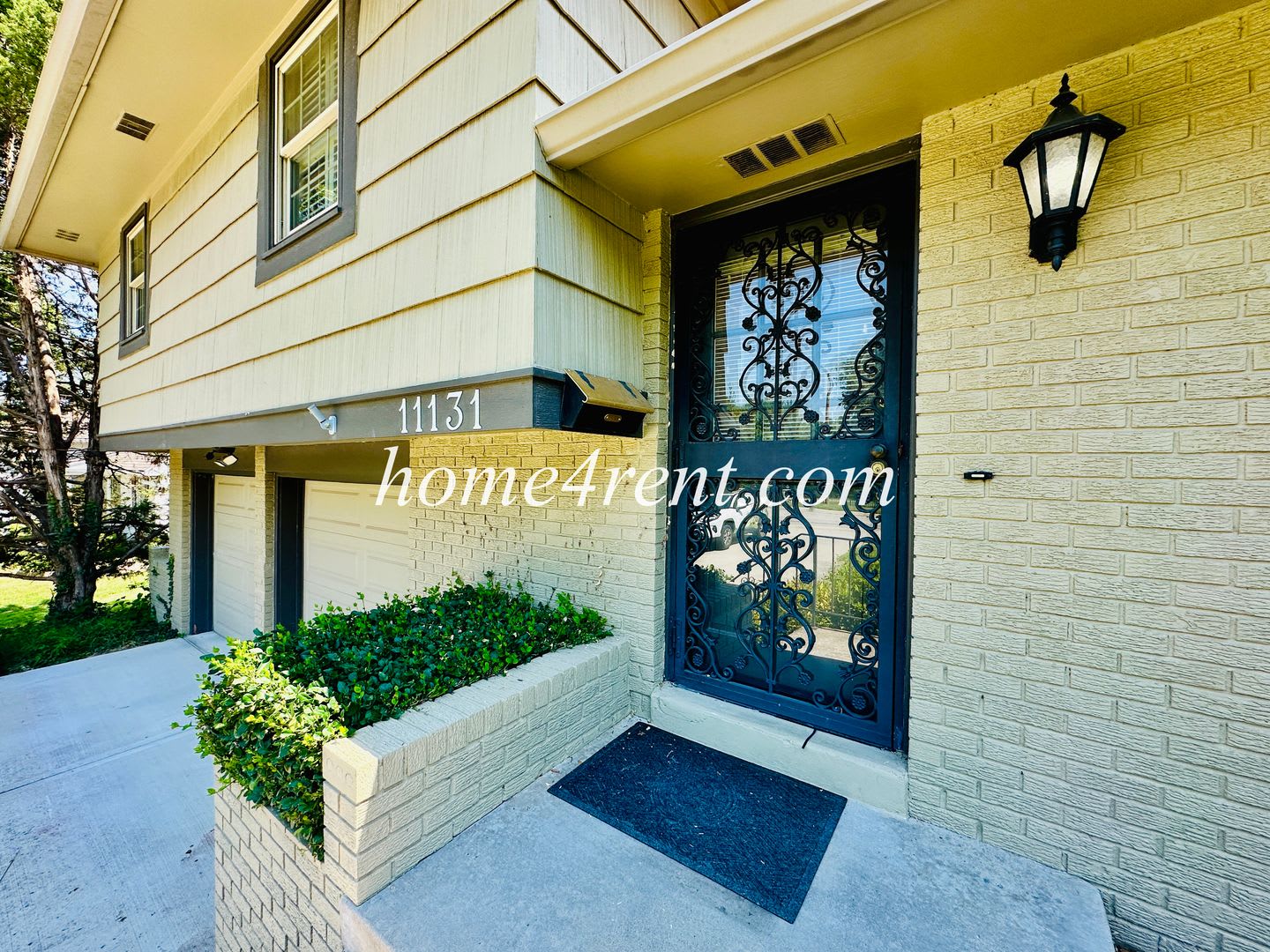 Gorgeous Home In South Kc Featuring An Updated Kitchen Multiple Living Spaces Wood Floors And A Fenced Yard – photo 3