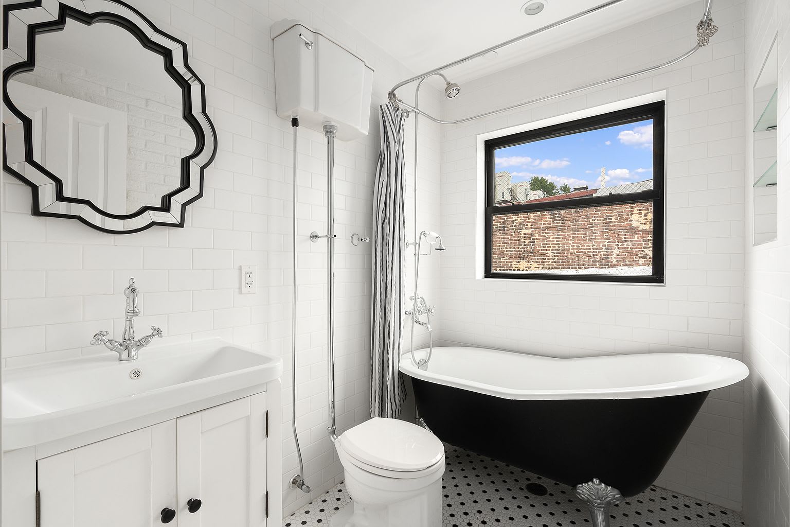 577 Madison St Apt 4A – photo 3
