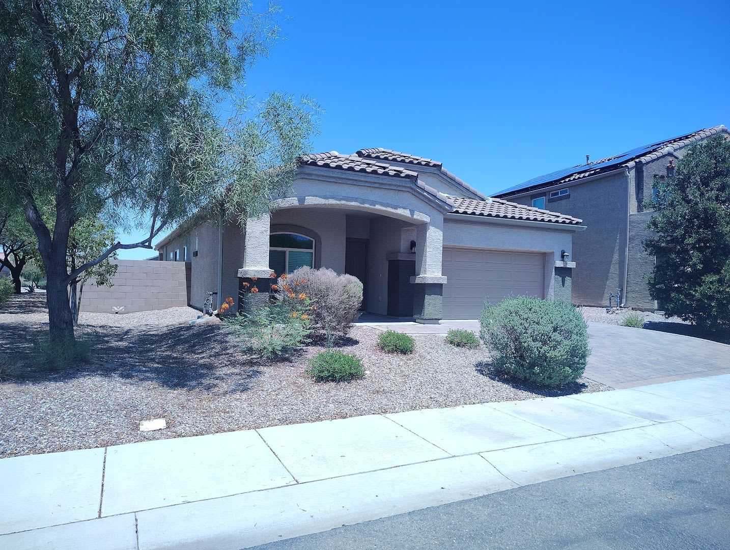 8990 W. Cloudwood Drive (85653) – photo 2