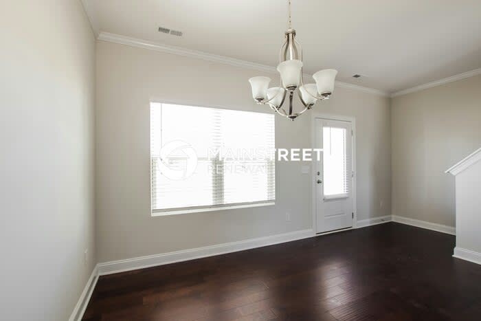 2132 Vecchio Drive – photo 3