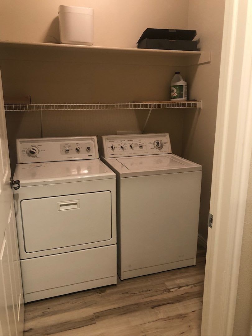 Wonderful 3 bed / 2 bath Condo with a pool – photo 5