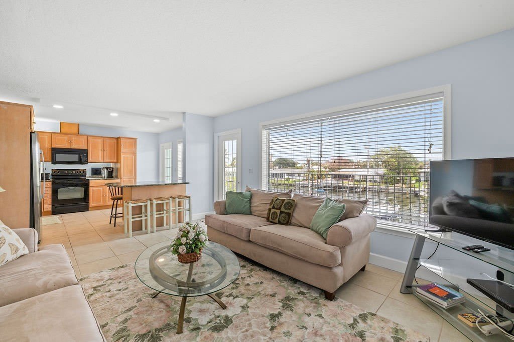 23 Royal Palm Point – photo 5