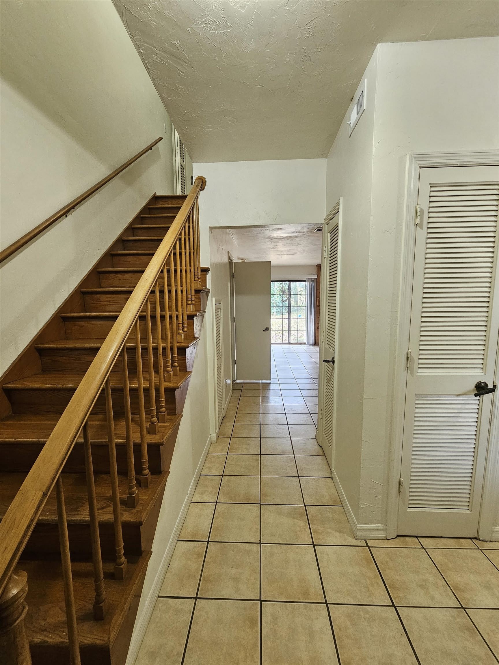 1824 Larette Drive – photo 2