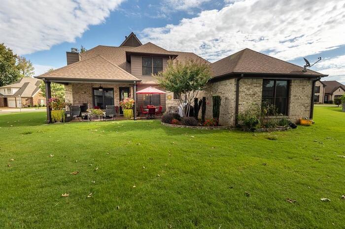771 Six Oaks Lane – photo 3