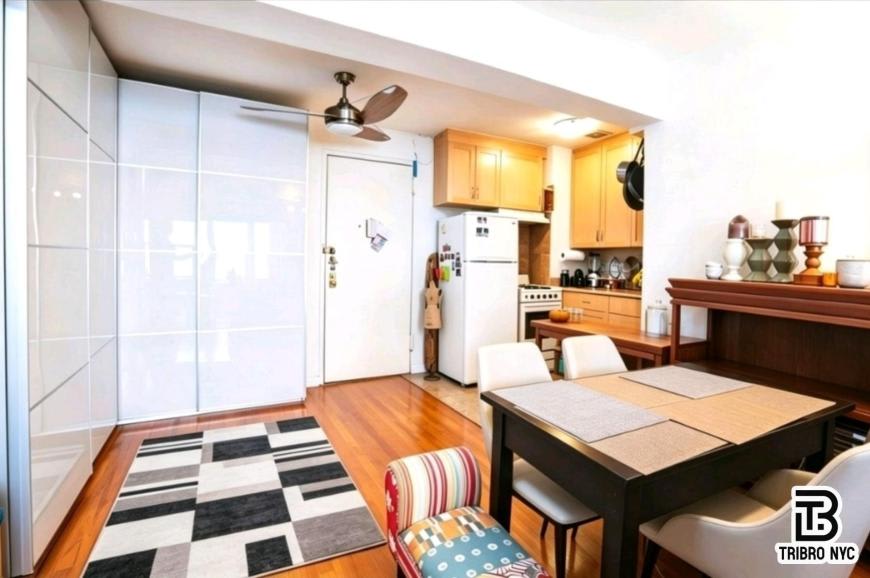 200 East 28th Street – photo 3