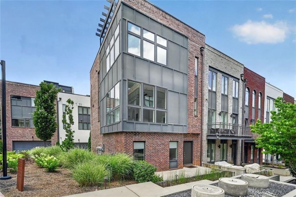 1214 Chelsea Circle – photo 1