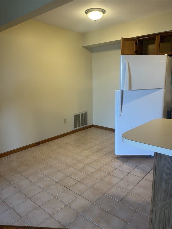 100 Howard St – photo 4