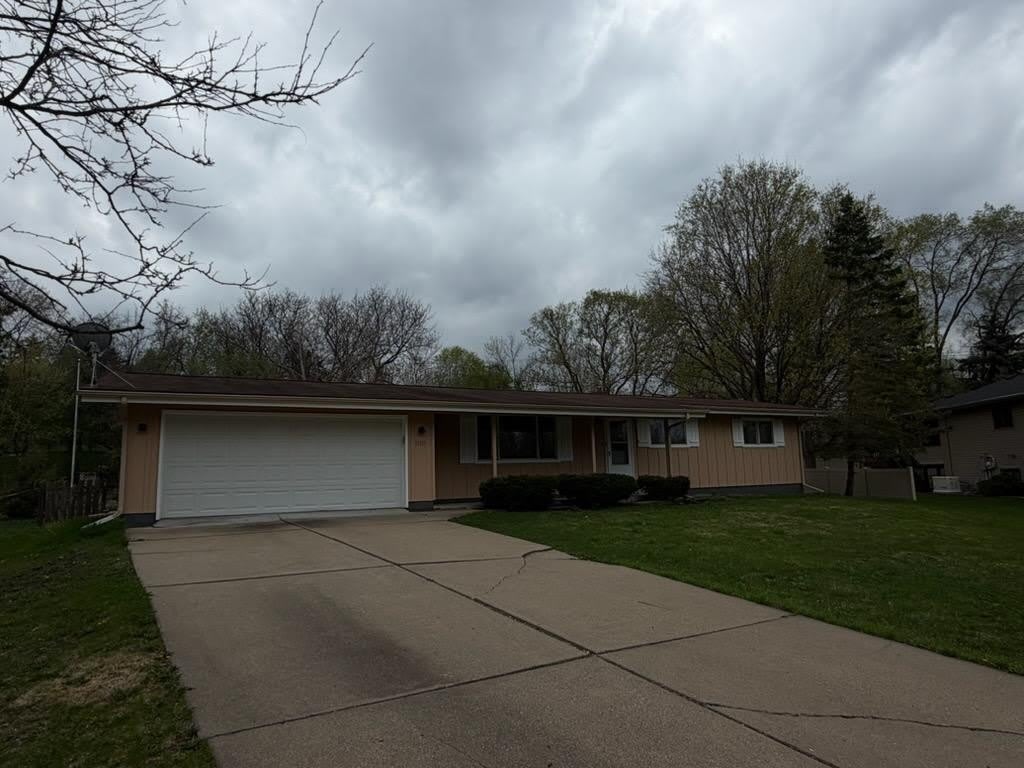 19115 Homestead Circle – photo 1