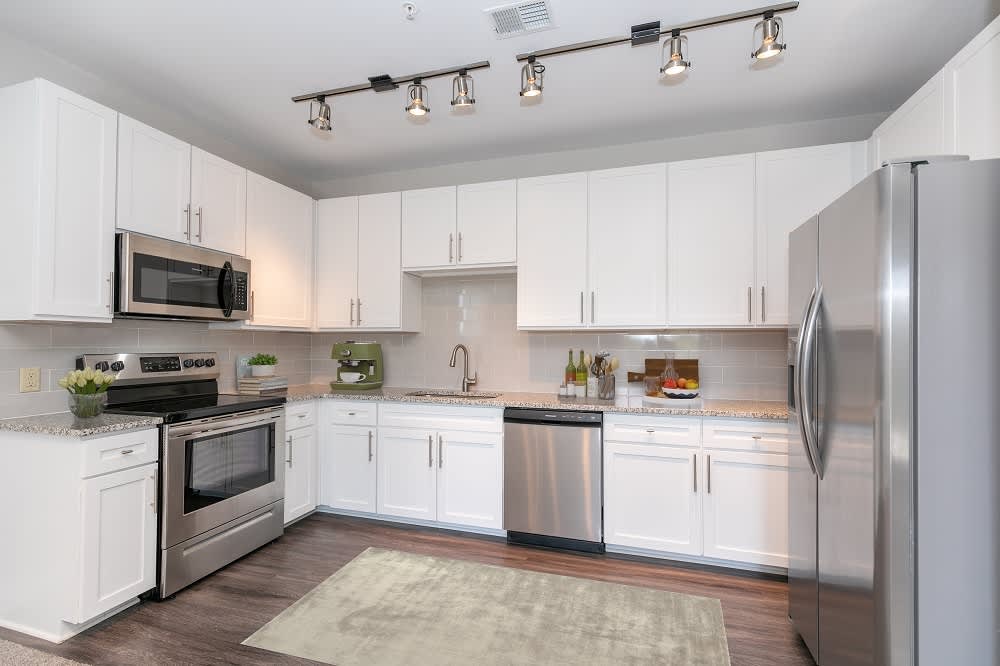 Mcbee Station Apartments – photo 2