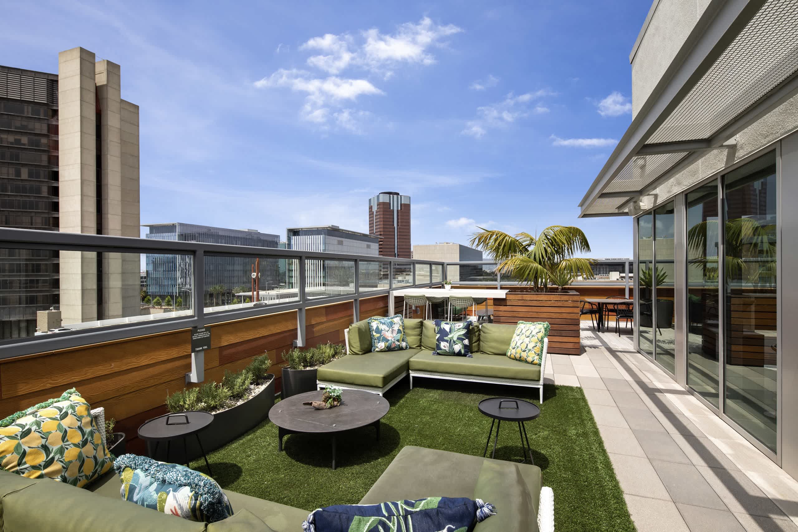 AMLI Park Broadway – photo 3