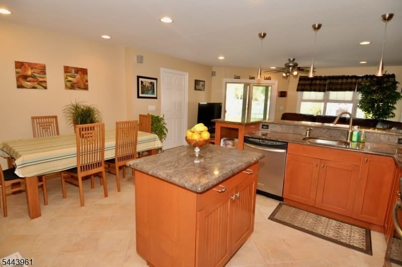 44 Winchester Rd – photo 4