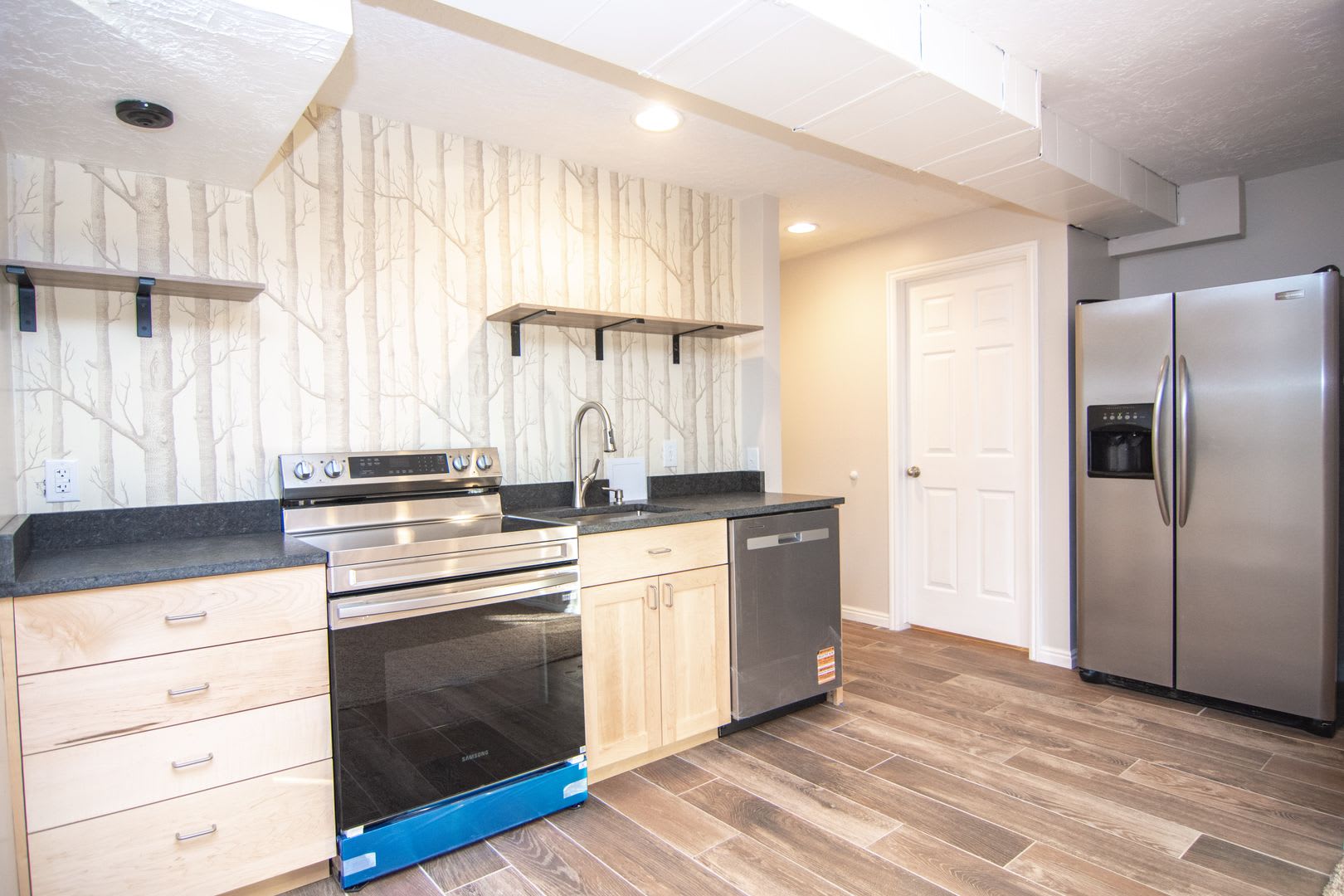 Ridgewood Condo 1 Bed Apartment W/ Pool & Clubhouse! – photo 4