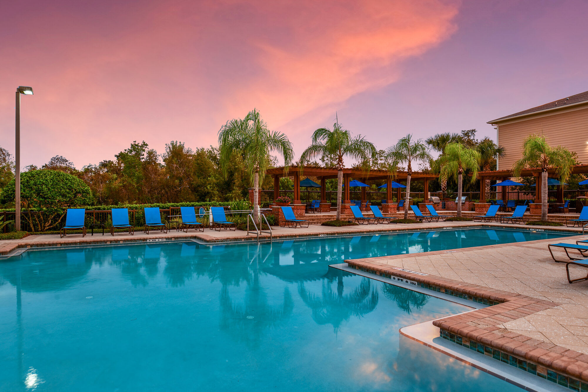 Town Center at Lakeside Village Apartments – photo 3