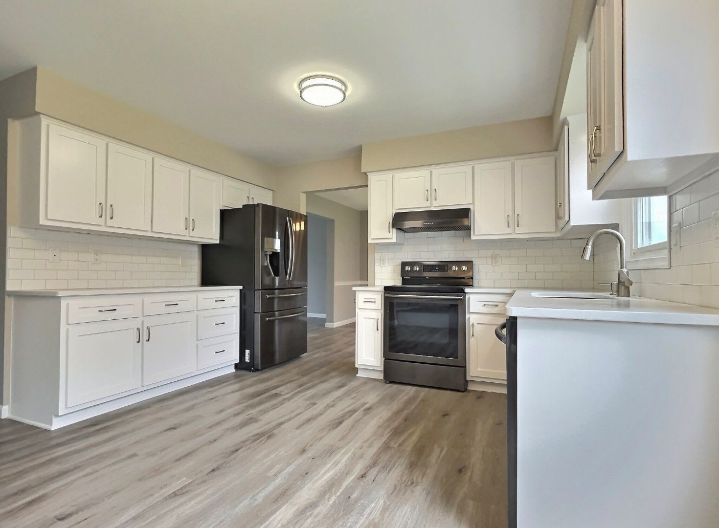 Freshly Renovated 3BR Home w/ 2-Car Garage – Cumberland Valley SD – photo 5